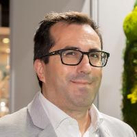 David González